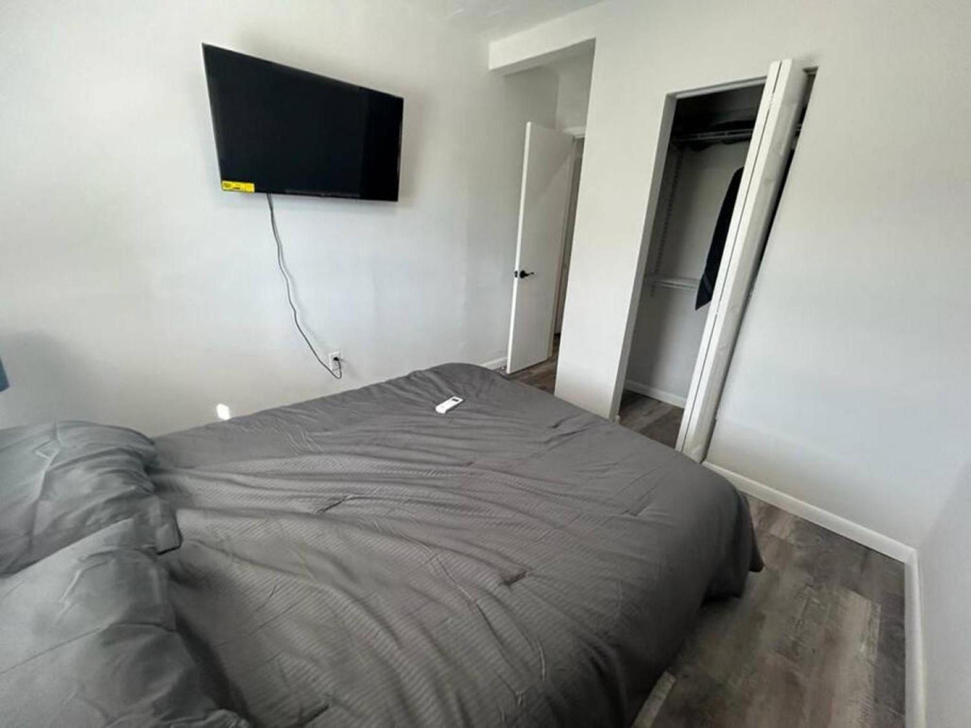 Fully Equipped Apartments With Parking Near Cocowalk Miami Exterior photo